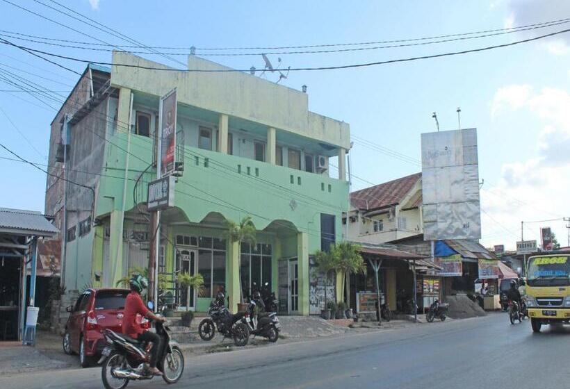 Hotel Oyo 91721  Brenton