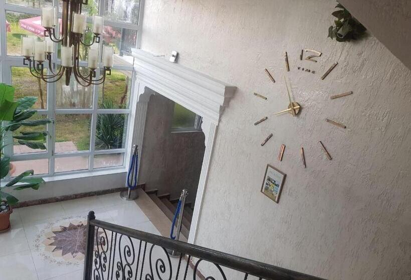 هتل Villa Golden Fleece