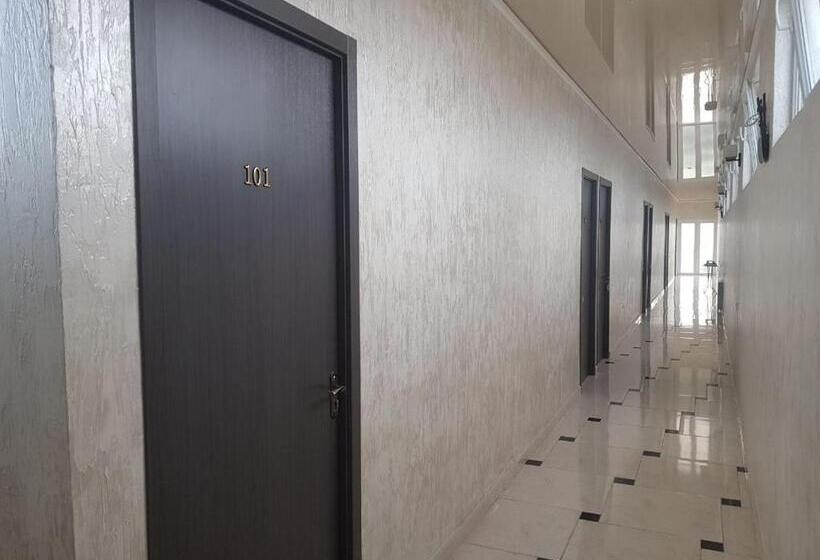 هتل Villa Golden Fleece