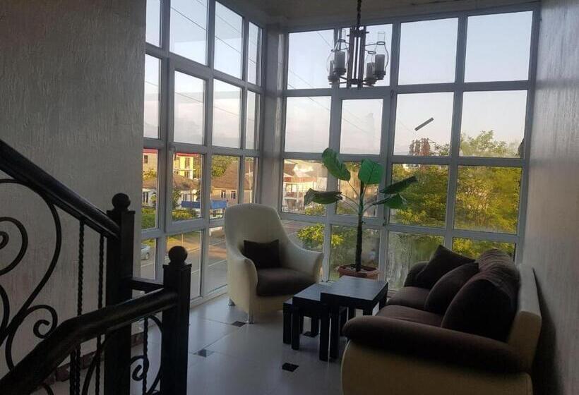 هتل Villa Golden Fleece