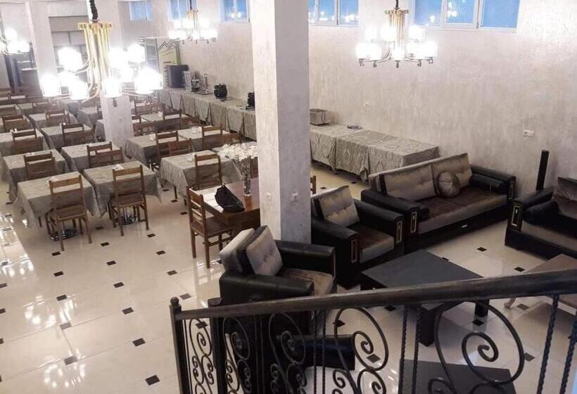 هتل Villa Golden Fleece