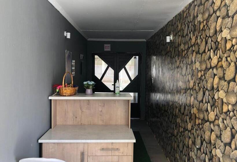 بنسيون Ericgret Guesthouse