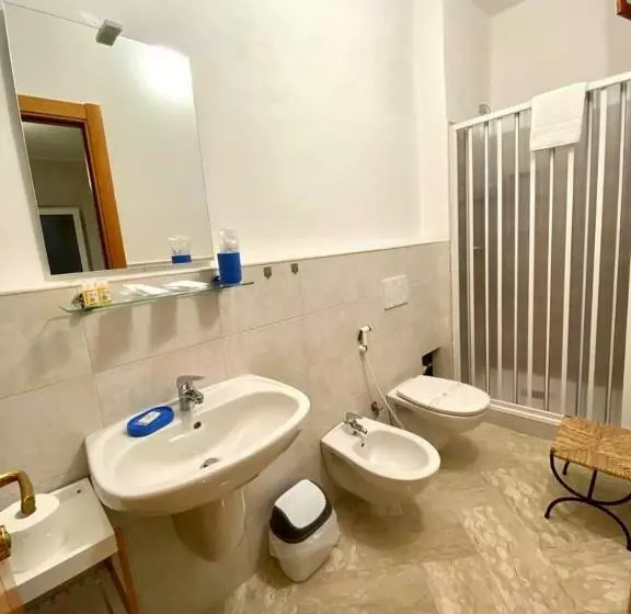 پانسیون Ginevra Rooms