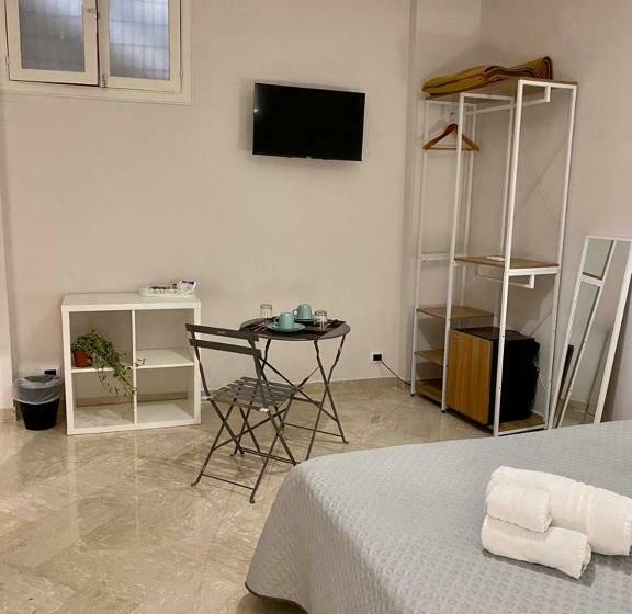 פנסיון Ginevra Rooms