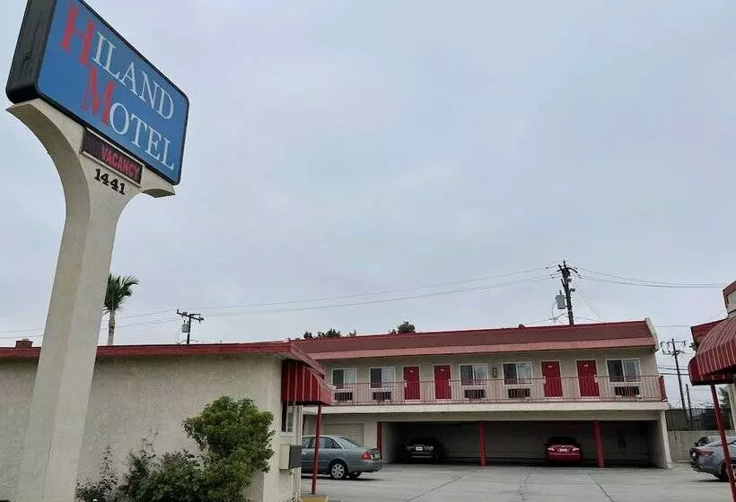 Hiland Motel