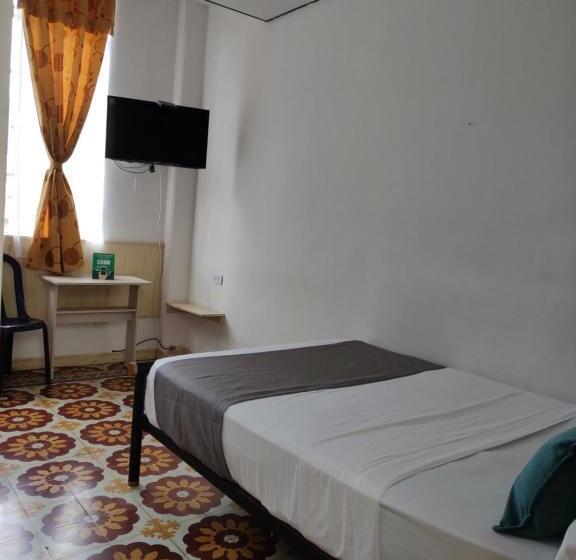 هتل Ayenda Macondo