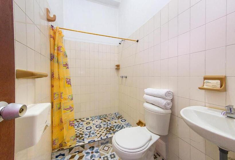 هتل Ayenda Macondo