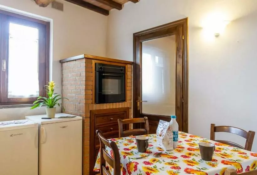 Hotelli Appartamento Girasole