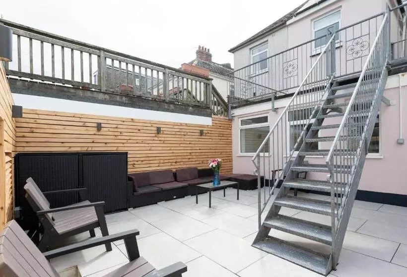 ペンション Trig Private Studio, Courtyard, Walk To Fistral