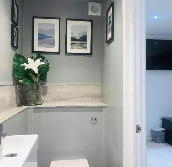 ペンション Trig Private Studio, Courtyard, Walk To Fistral