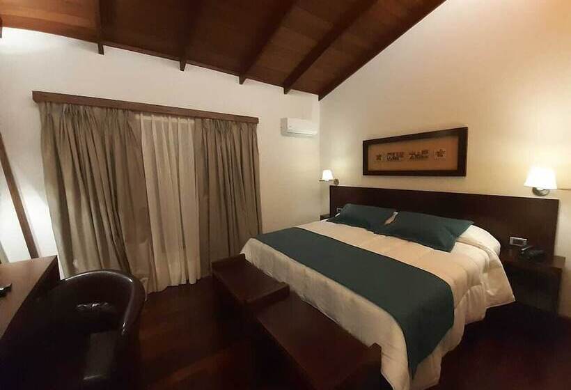 فندق Bemar Carmelo