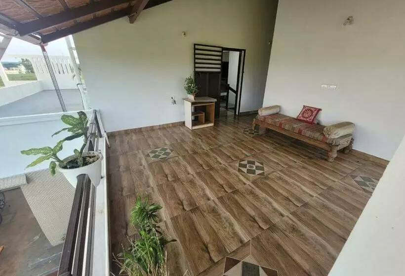 ペンション Aashirvada