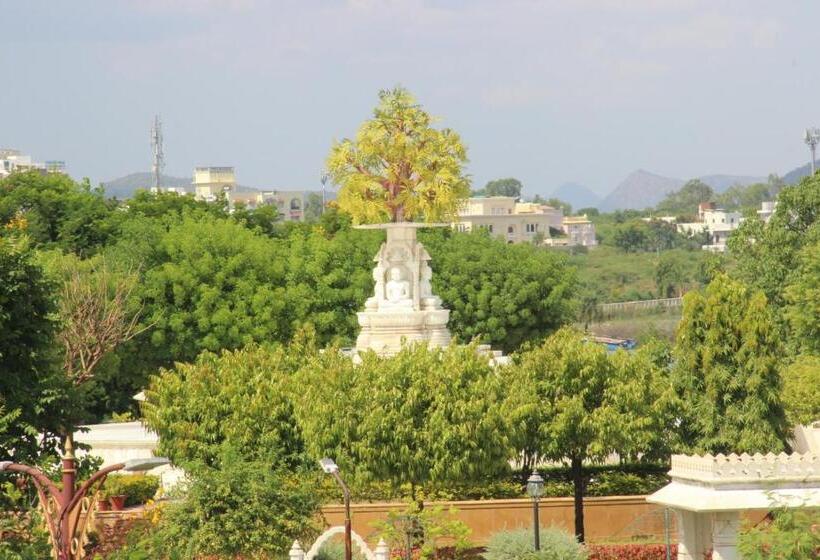 Курорт Swaropann Wellness Eco Stay