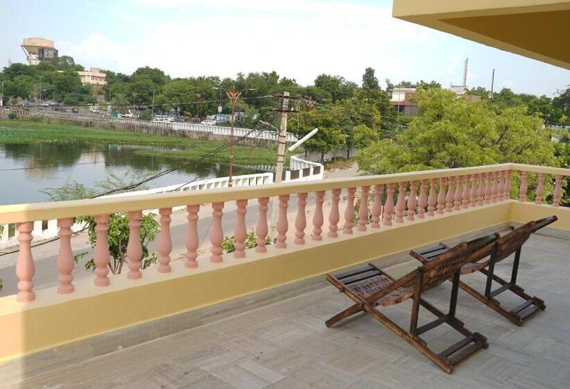 Курорт Swaropann Wellness Eco Stay