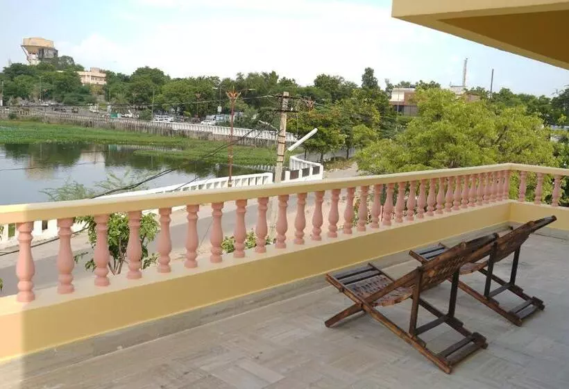 استراحتگاه Swaropann Wellness Eco Stay