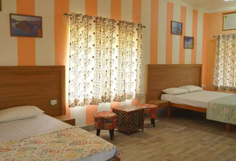 استراحتگاه Swaropann Wellness Eco Stay