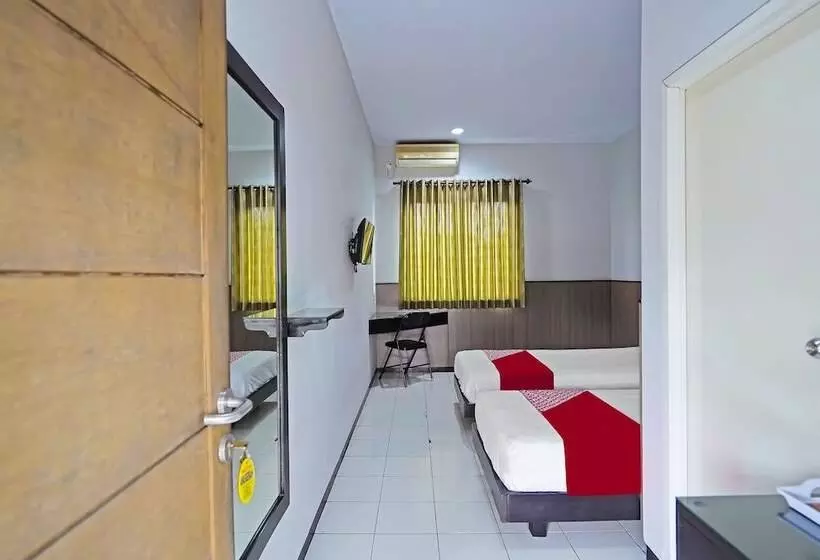 Hotelli Oyo 91710  Anugerah