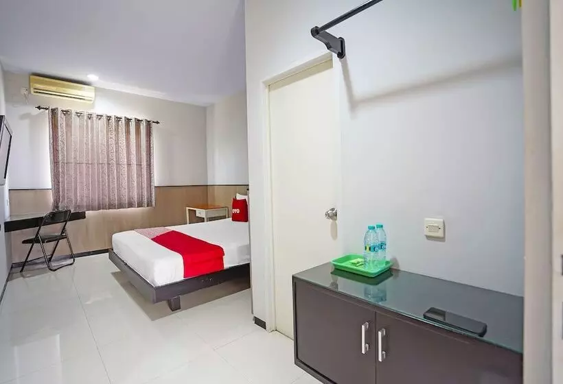 Hotelli Oyo 91710  Anugerah