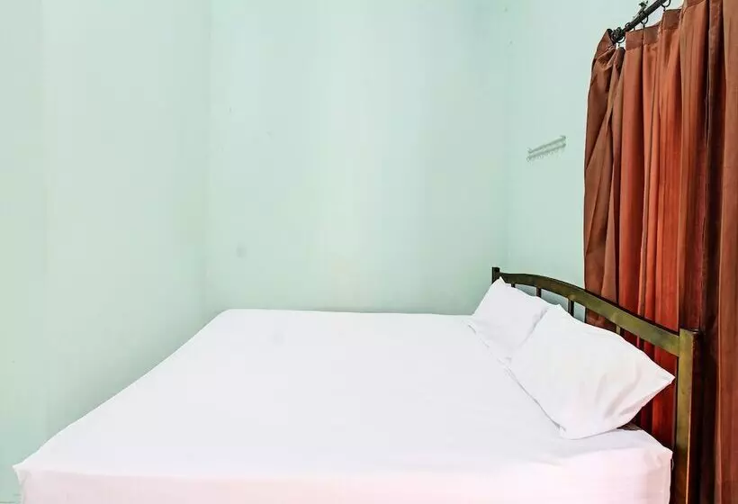 هتل Spot On 91771 Homestay Bang Haji