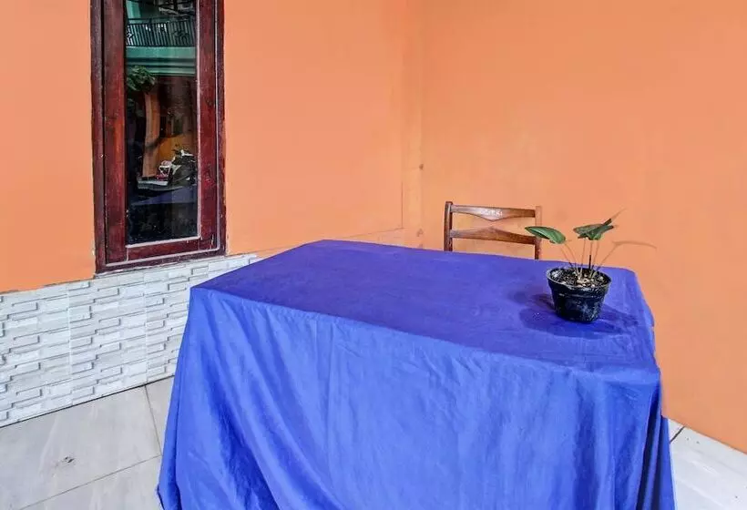 هتل Spot On 91771 Homestay Bang Haji