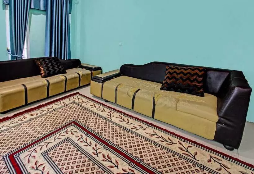 هتل Spot On 91771 Homestay Bang Haji