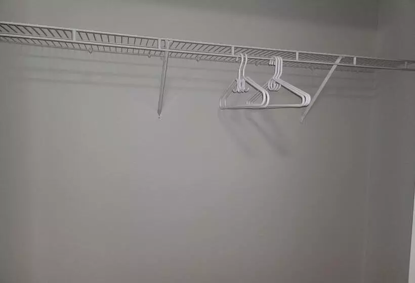 Majatalo Oscar Inn & 2bd Family Suite Or Private Room