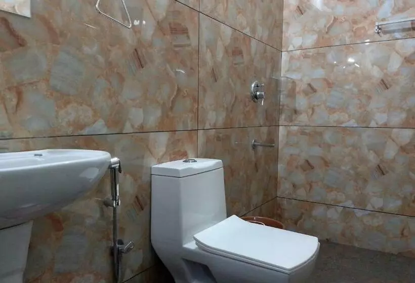 Aamiaismajoitus (B&B) Karapuzha Residency