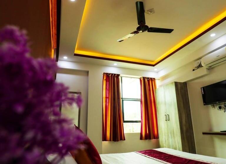 צימר Karapuzha Residency