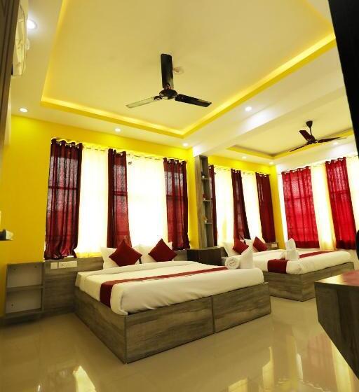 צימר Karapuzha Residency