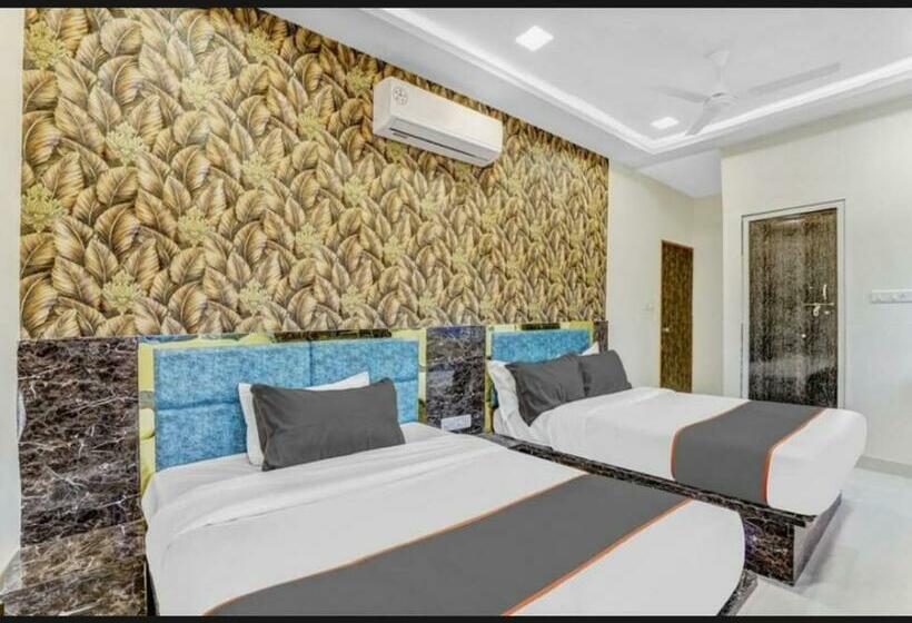 בית מלון כפרי O Bhavya Residency