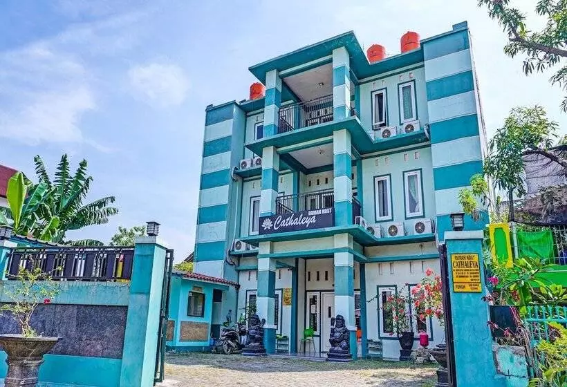 ホテル Oyo 91731 Home Stay Elis Cateliya