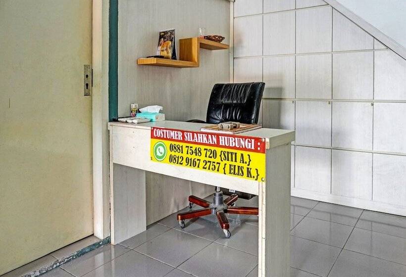 فندق Oyo 91731 Home Stay Elis Cateliya