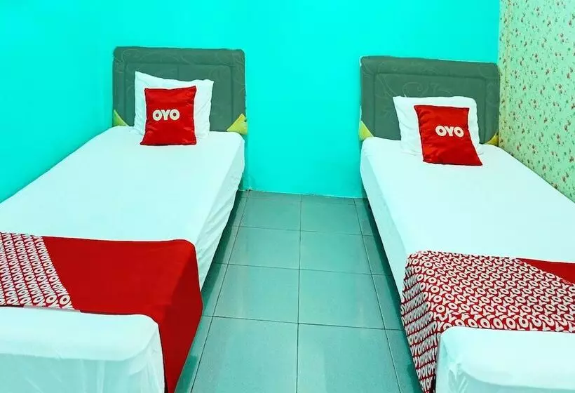 ホテル Oyo 91731 Home Stay Elis Cateliya