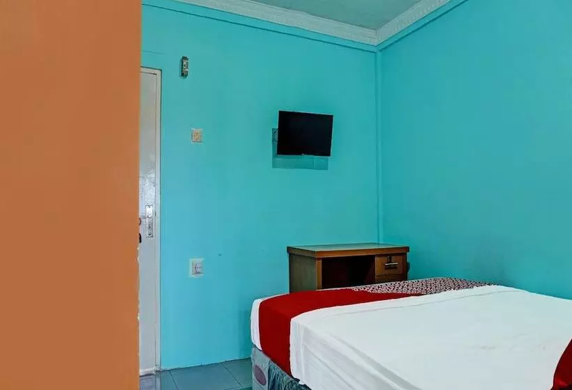 ホテル Oyo 91731 Home Stay Elis Cateliya