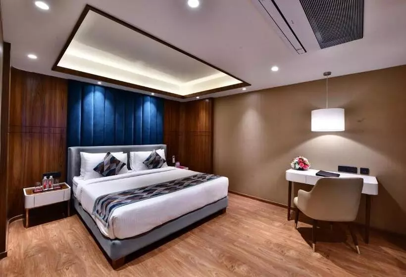 ホテル Regenta Fairlark Vadodara