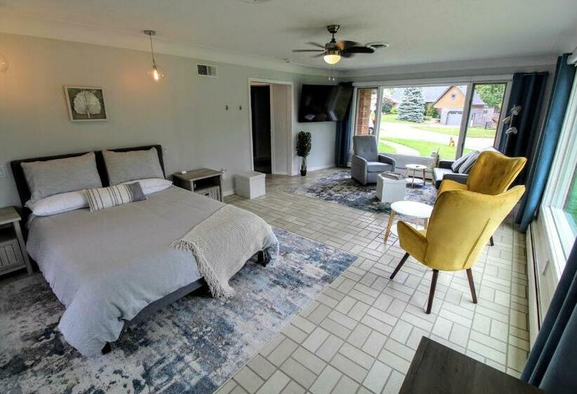 פנסיון Coastal Suite #1 Cozy Suite #2   Seacliff Beach Suites