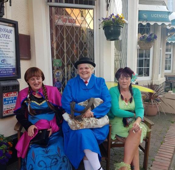 ベッドアンドブレックファースト Mayfair