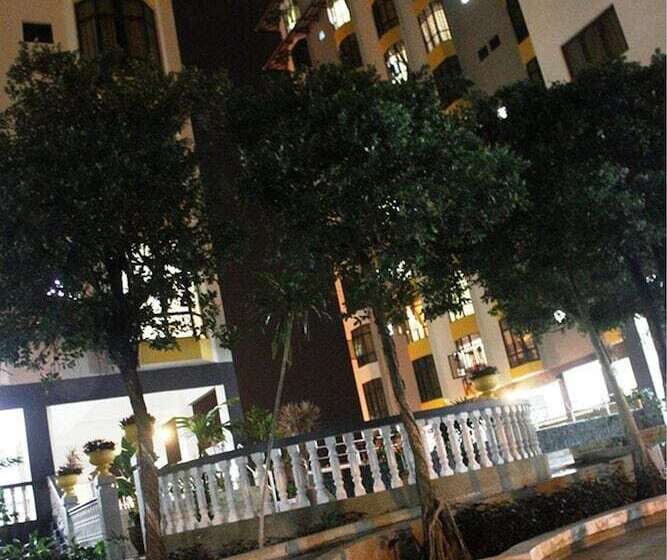 Coastal Park Apartments