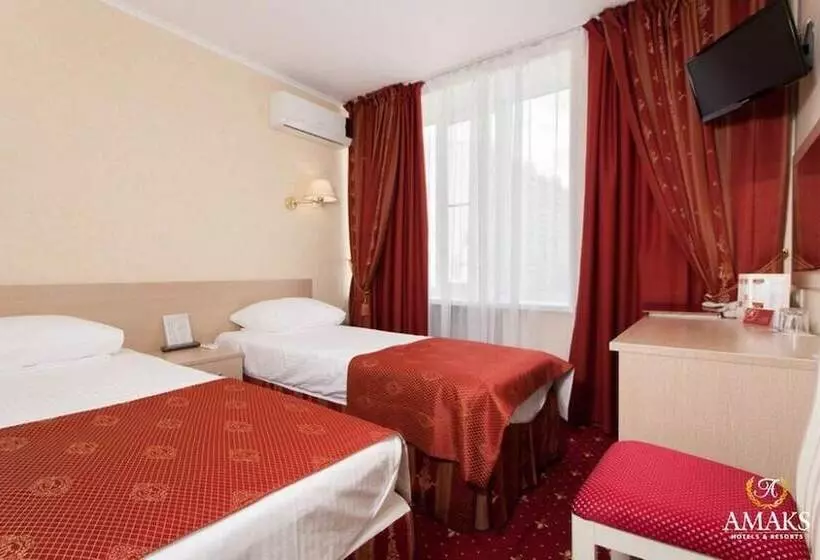 בית מלון כפרי Amaks Omsk