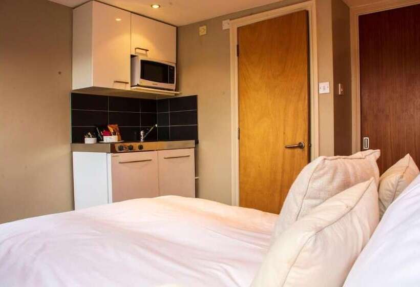 فندق Amherst Brighton