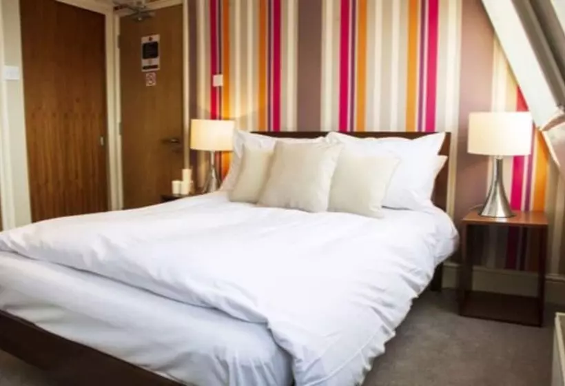 فندق Amherst Brighton