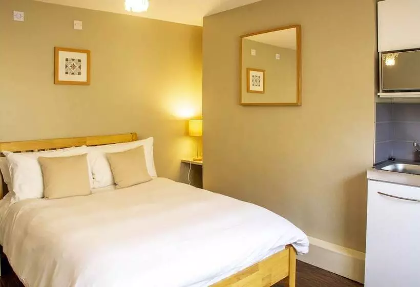 فندق Amherst Brighton