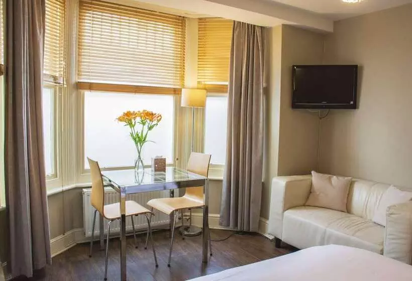 فندق Amherst Brighton