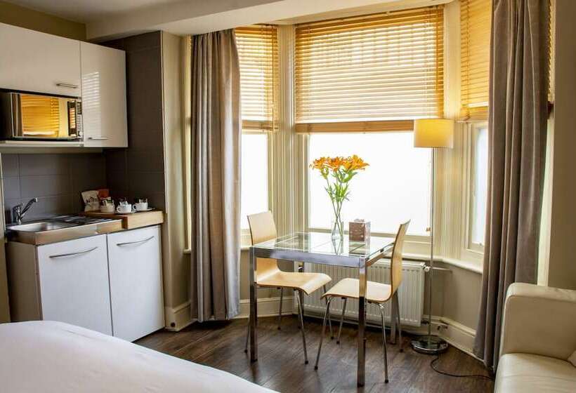 فندق Amherst Brighton