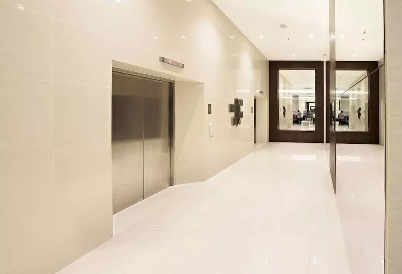 Bayfront Hotel Cebu North Reclamation