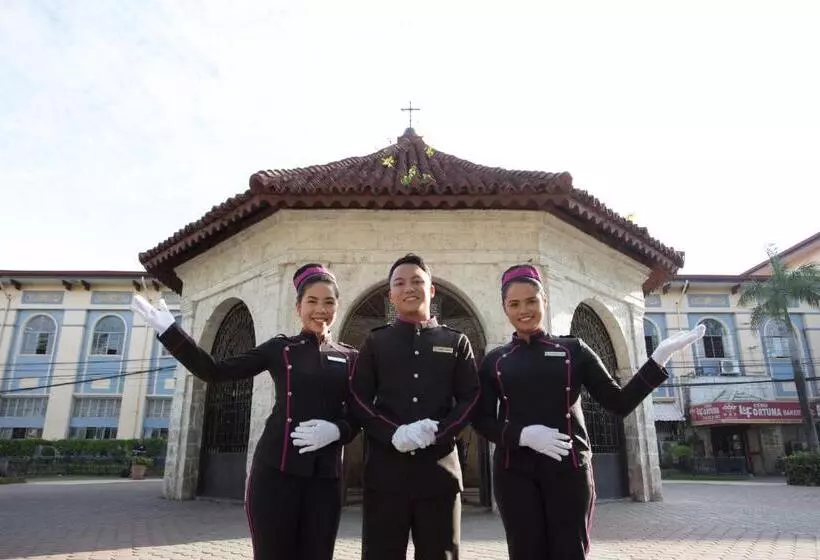 Bayfront Hotel Cebu North Reclamation