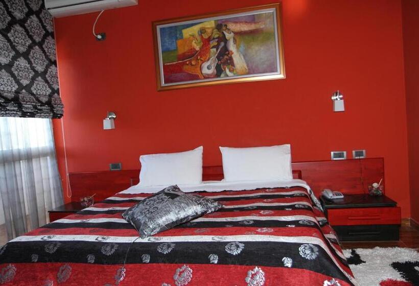 בית מלון כפרי Class