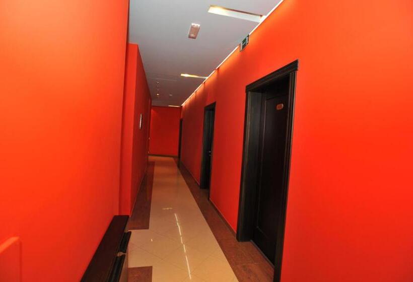 בית מלון כפרי Class