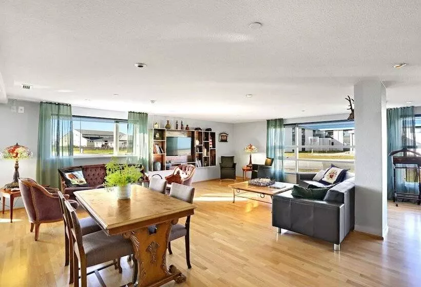 هتل Eldey Airport