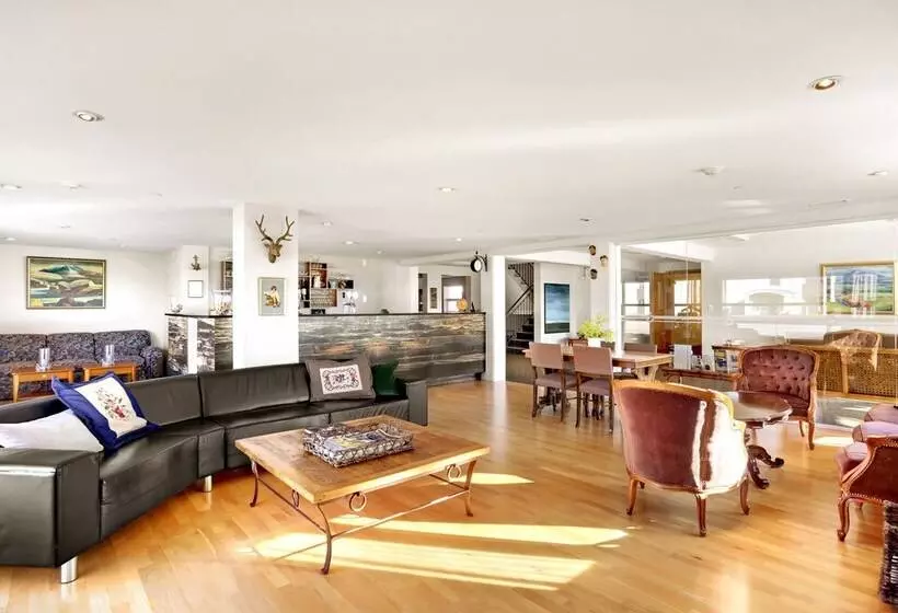 هتل Eldey Airport